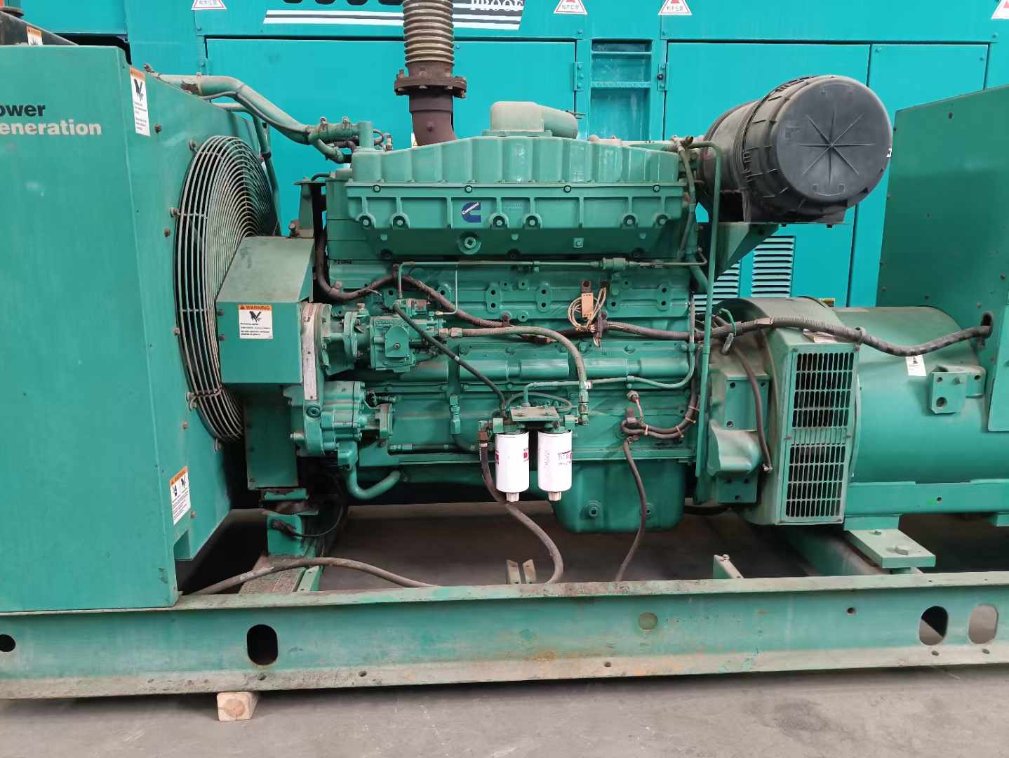 容县过载会对 600kW 柴油发电机组造成哪些损害？