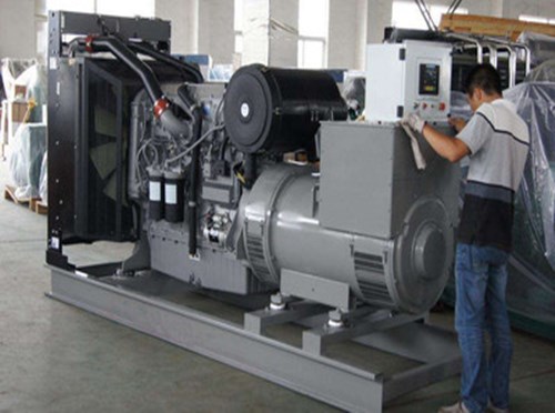 容县柴油发电机组和储能设备配合使用的案例