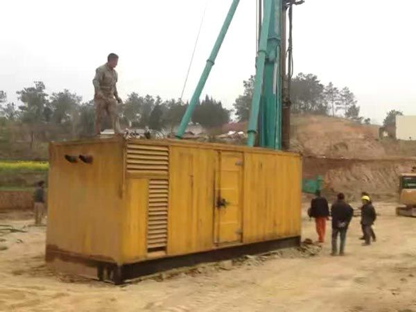 容县如何判断水冷式机油散热器密封件是否需要更换？