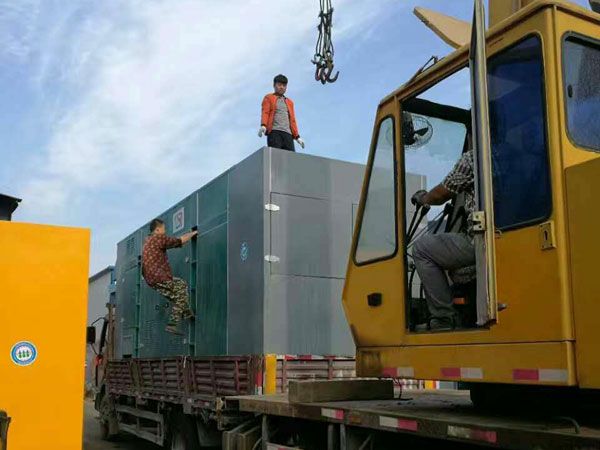 容县更换水冷式机油散热器密封件的操作流程是怎样的？